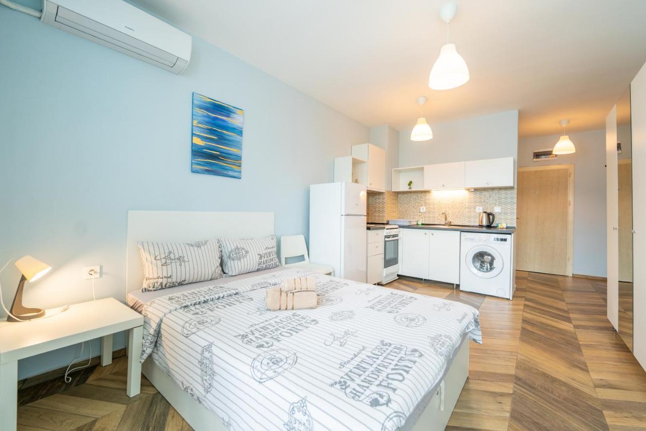 Cozy Little Apartment In Studentski Grad Sófia Exterior foto