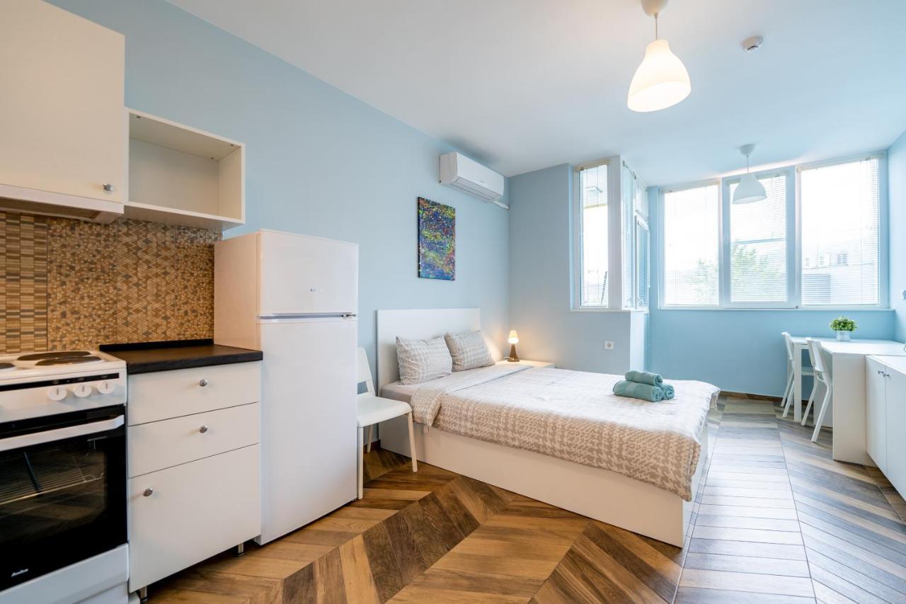 Cozy Little Apartment In Studentski Grad Sófia Exterior foto